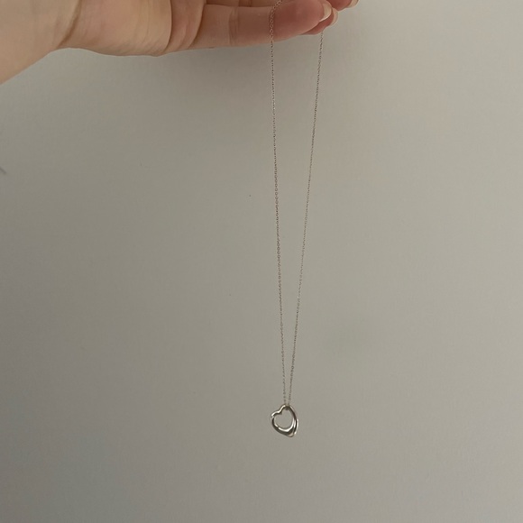 Tiffany Elsa Peretti Open Heart Pendant - Picture 5 of 5